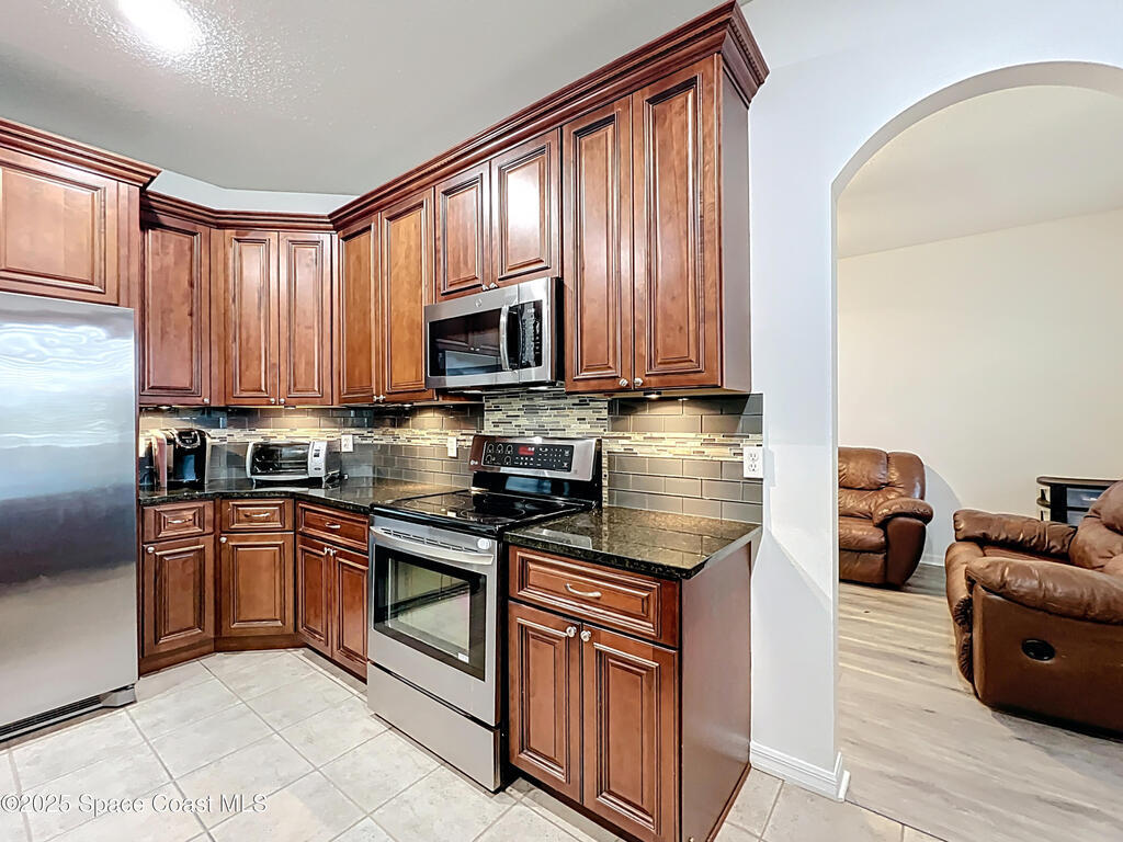 9525 Southern Garden Circle, Altamonte Springs, FL 32714