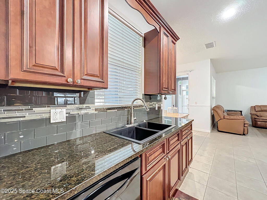 9525 Southern Garden Circle, Altamonte Springs, FL 32714