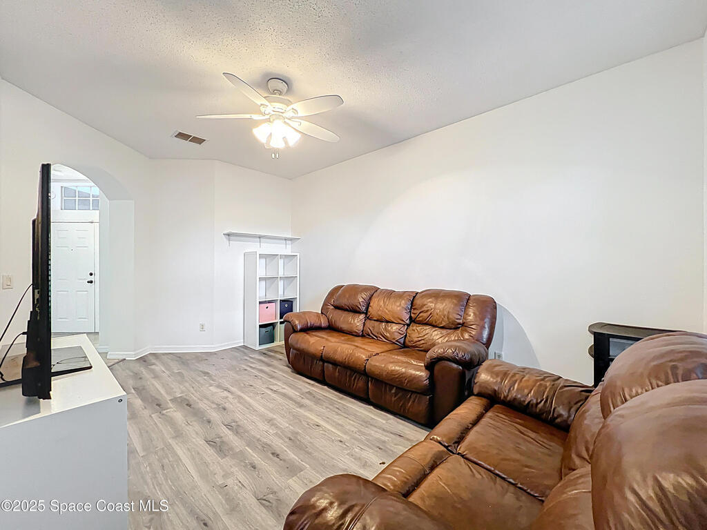 9525 Southern Garden Circle, Altamonte Springs, FL 32714