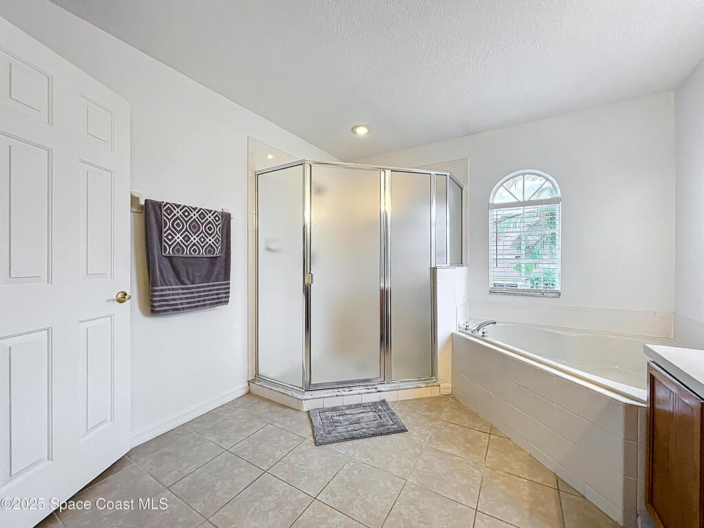 9525 Southern Garden Circle, Altamonte Springs, FL 32714