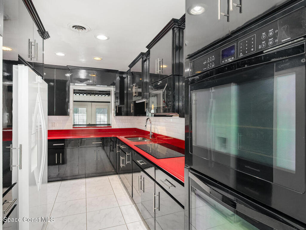 19 Knollwood Drive, Rockledge, FL 32955