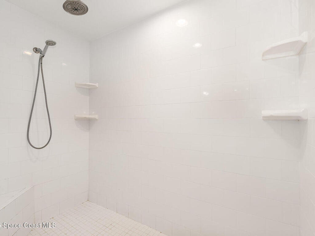 19 Knollwood Drive, Rockledge, FL 32955