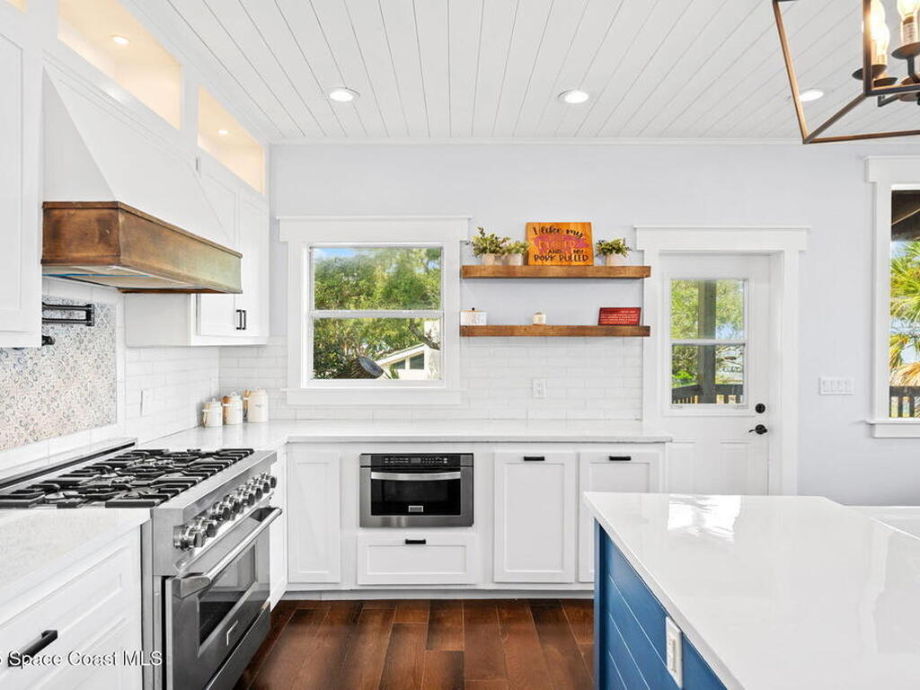 830 S Banana River Drive, Merritt Island, FL 32952