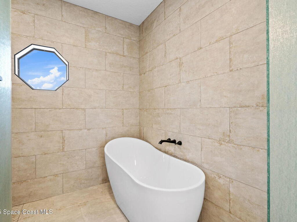 830 S Banana River Drive, Merritt Island, FL 32952