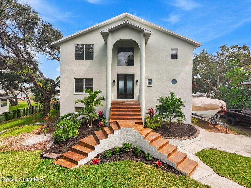 830 S Banana River Drive, Merritt Island, FL 32952