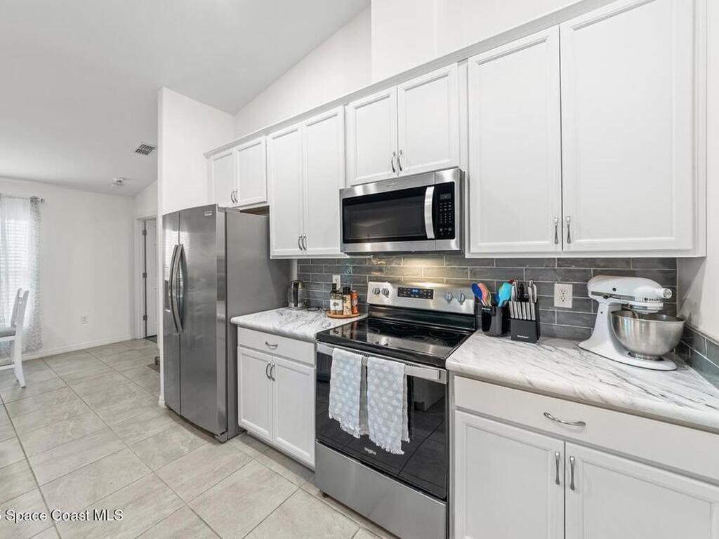 146 Aviation Avenue, Palm Bay, FL 32907