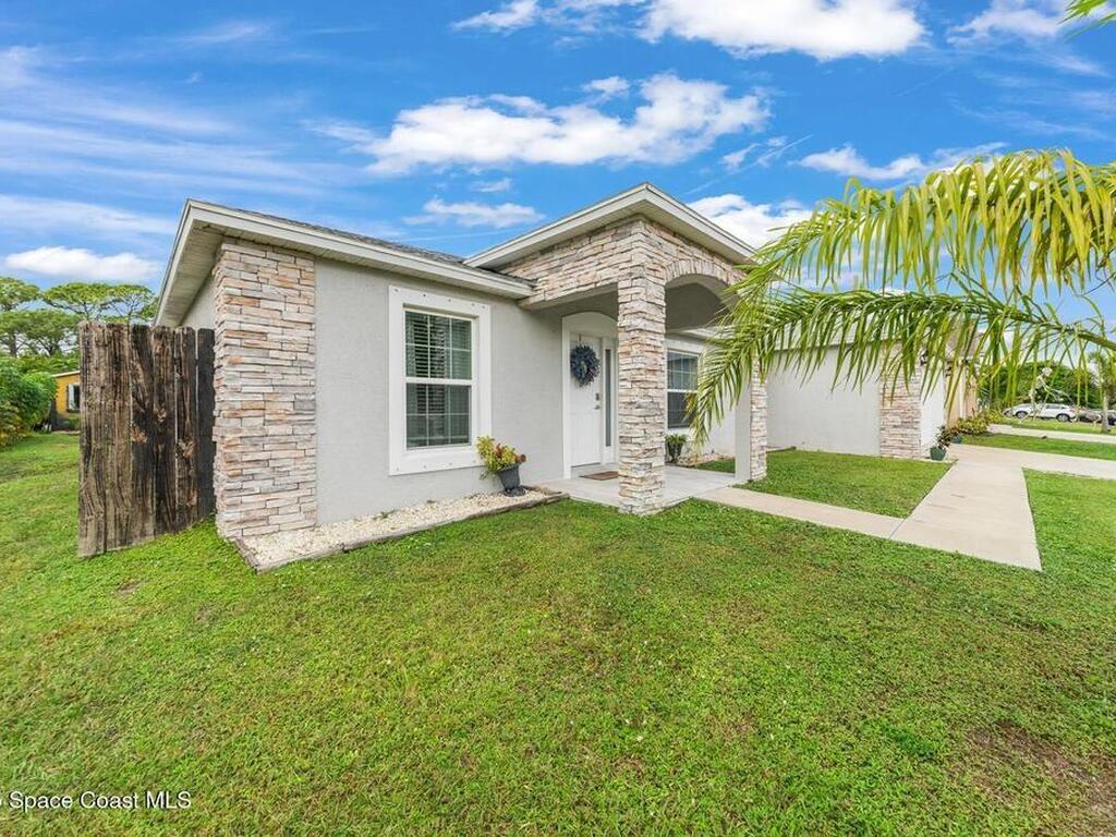 146 Aviation Avenue, Palm Bay, FL 32907