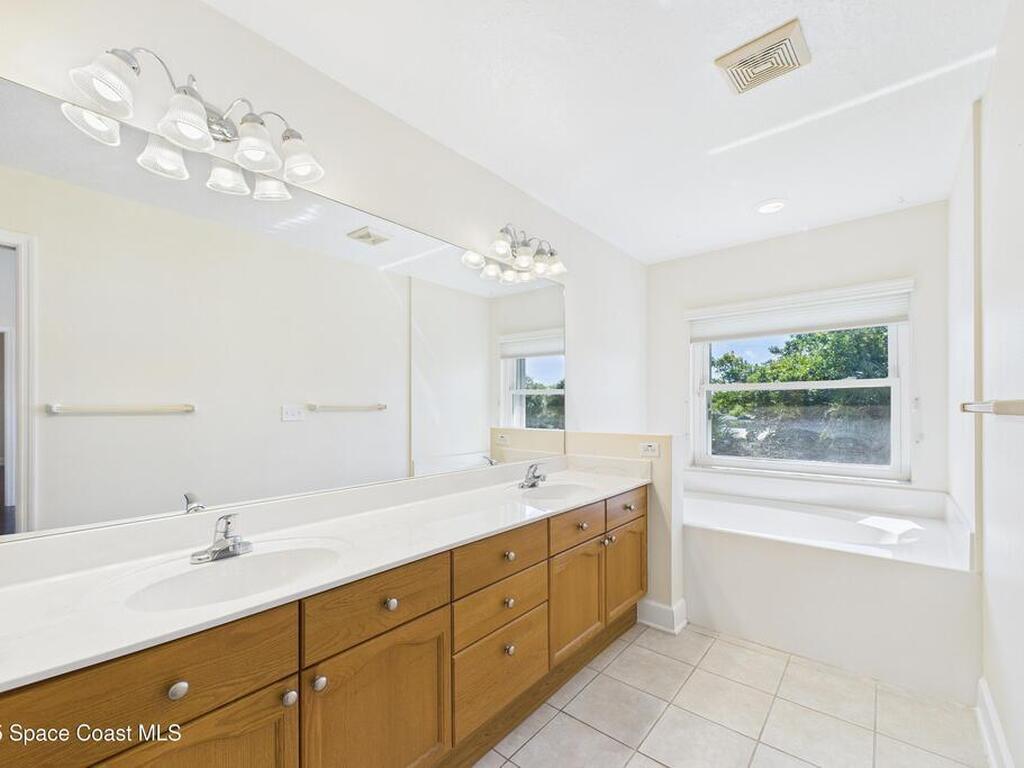 171 Portside Avenue, Cape Canaveral, FL 32920