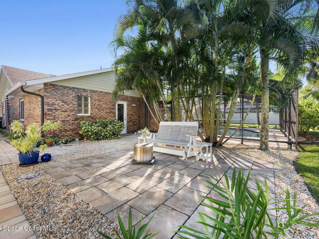 1215 Old Parsonage Drive, Merritt Island, FL 32952