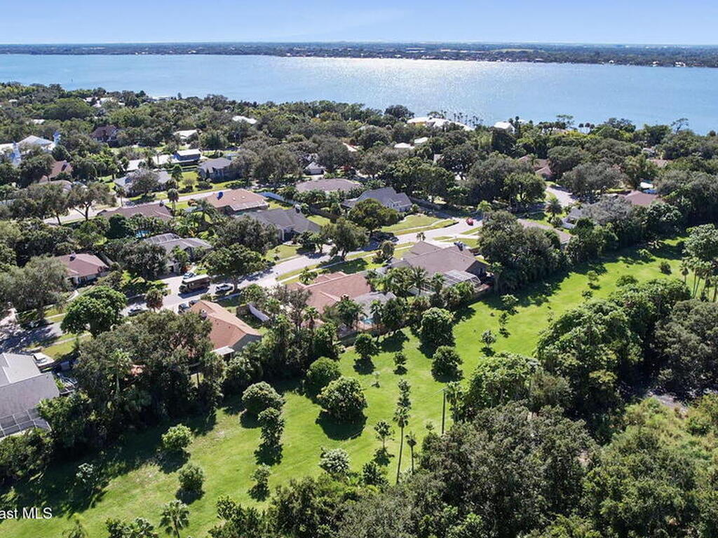 1215 Old Parsonage Drive, Merritt Island, FL 32952