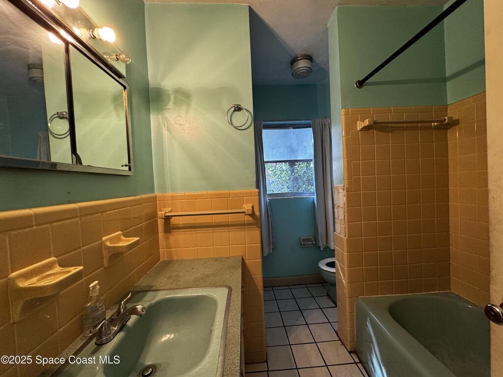 2506 Martinwood Drive, Orlando, FL 32808