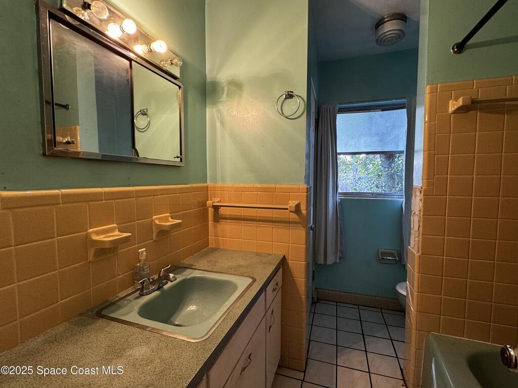 2506 Martinwood Drive, Orlando, FL 32808