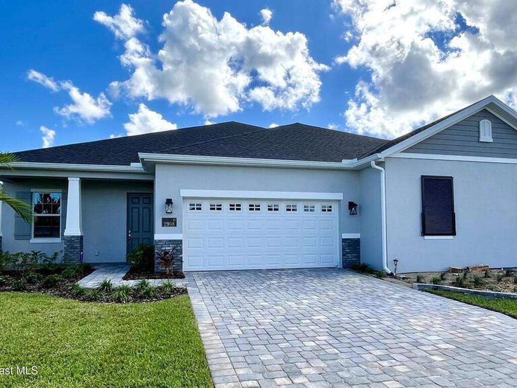 2908 Pangea Circle, Melbourne, FL 32940