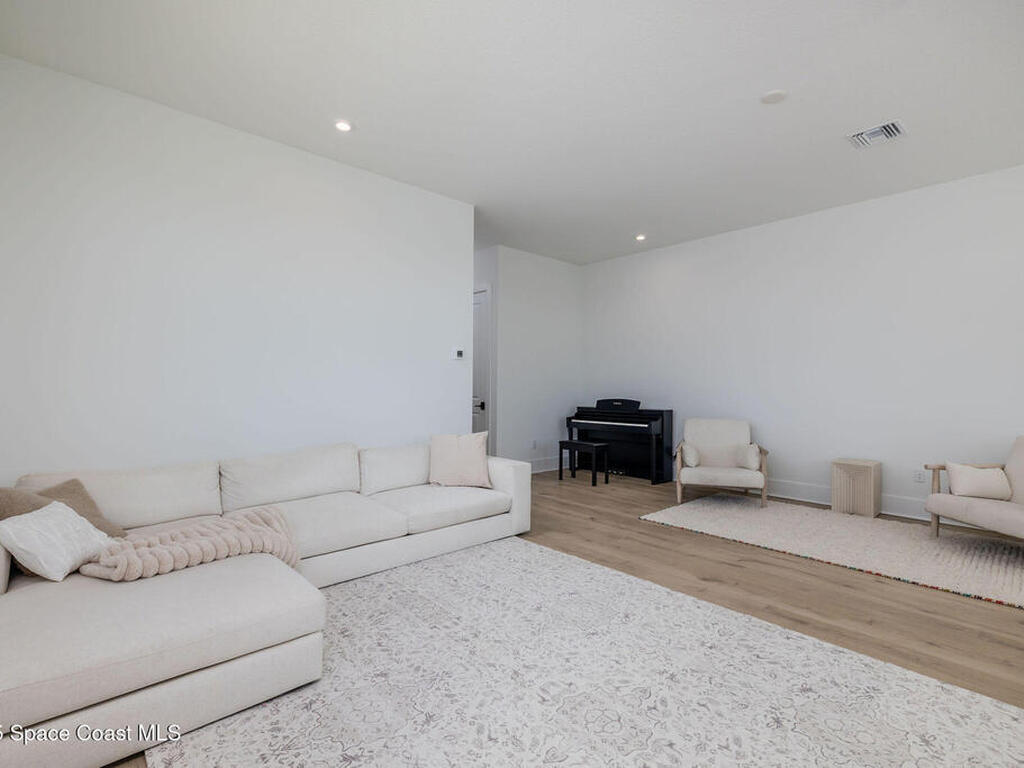 13265 Shinnecock Drive, Port St. Lucie, FL 34987