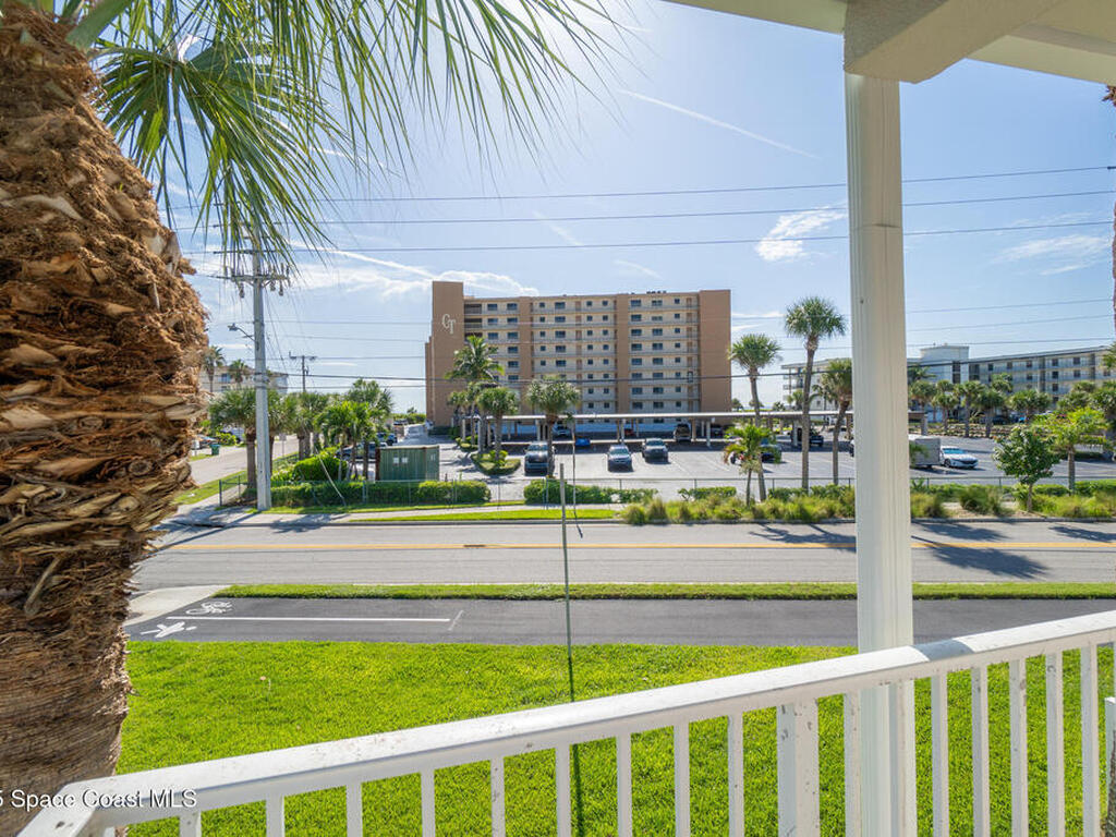 7515 Ridgewood Avenue, Cape Canaveral, FL 32920