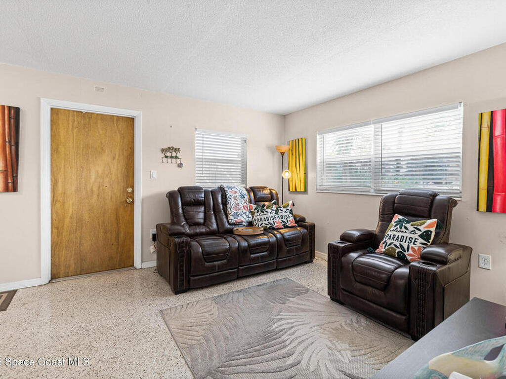 7515 Ridgewood Avenue, Cape Canaveral, FL 32920