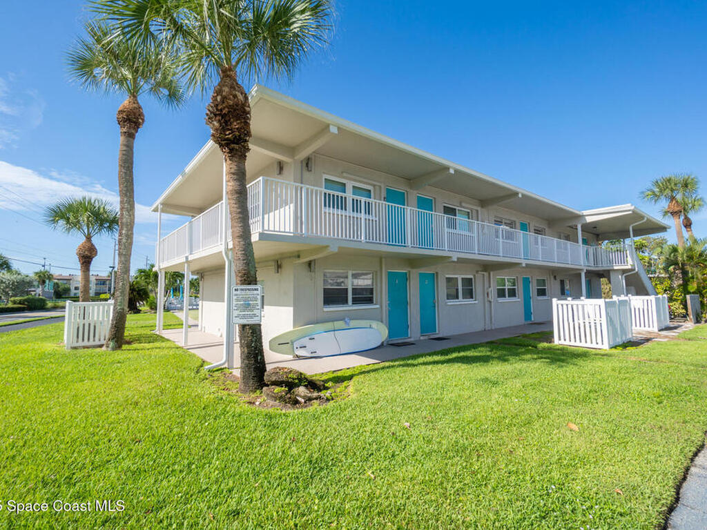 7515 Ridgewood Avenue, Cape Canaveral, FL 32920