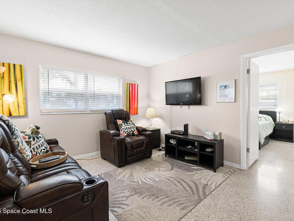 7515 Ridgewood Avenue, Cape Canaveral, FL 32920