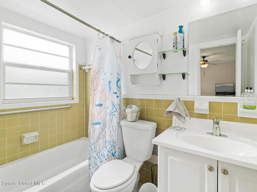 7515 Ridgewood Avenue, Cape Canaveral, FL 32920