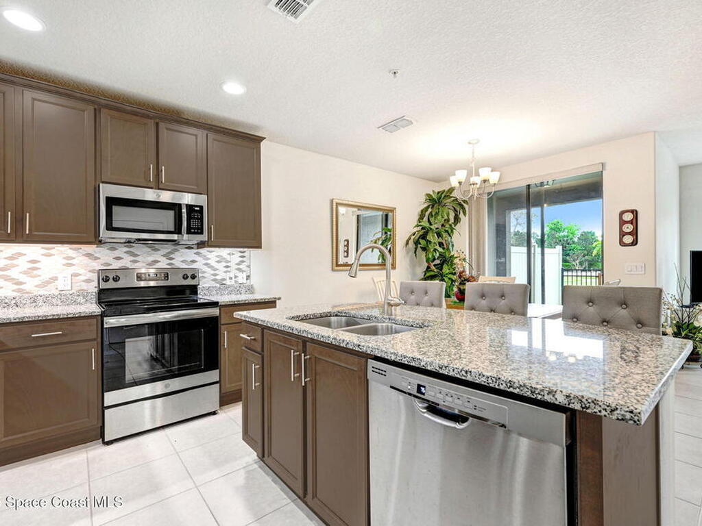 1430 Lara Circle, Rockledge, FL 32955