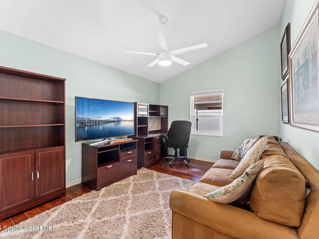 3068 Pineda Crossing Drive, Melbourne, FL 32940