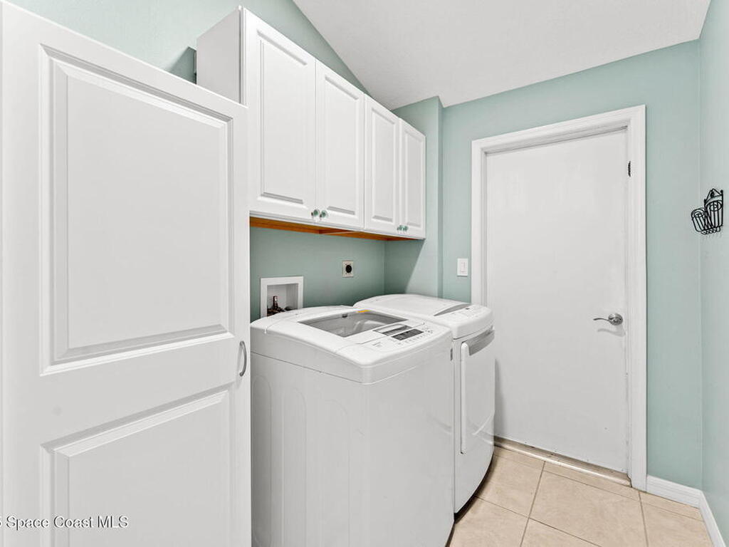 3068 Pineda Crossing Drive, Melbourne, FL 32940