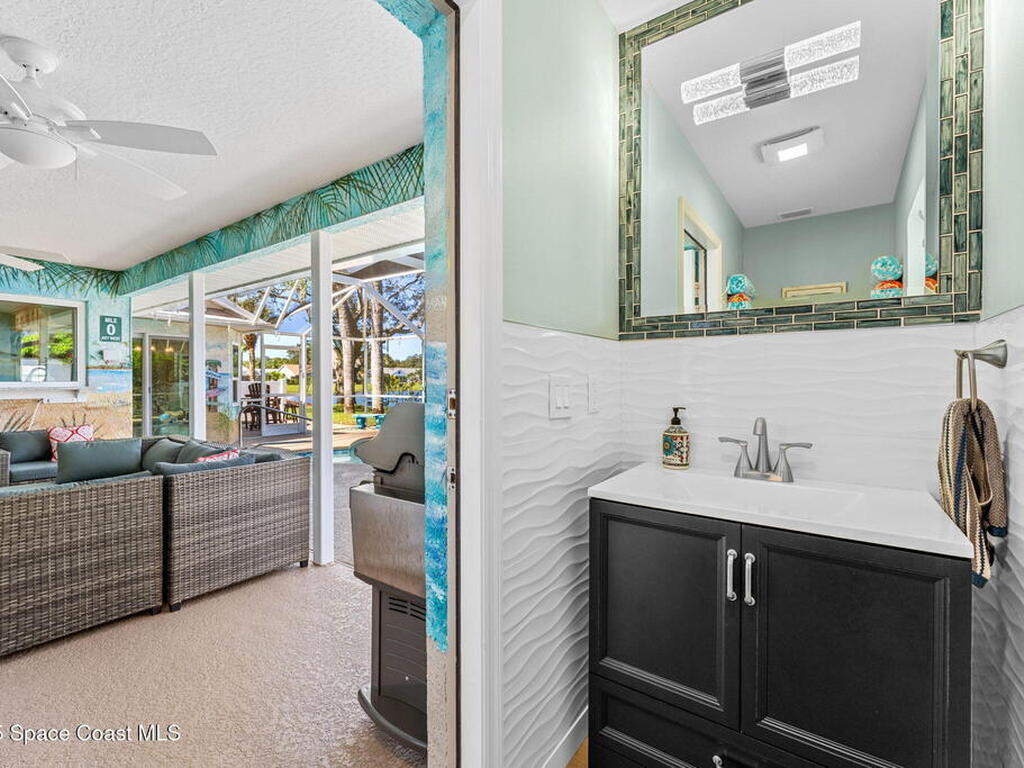 3068 Pineda Crossing Drive, Melbourne, FL 32940