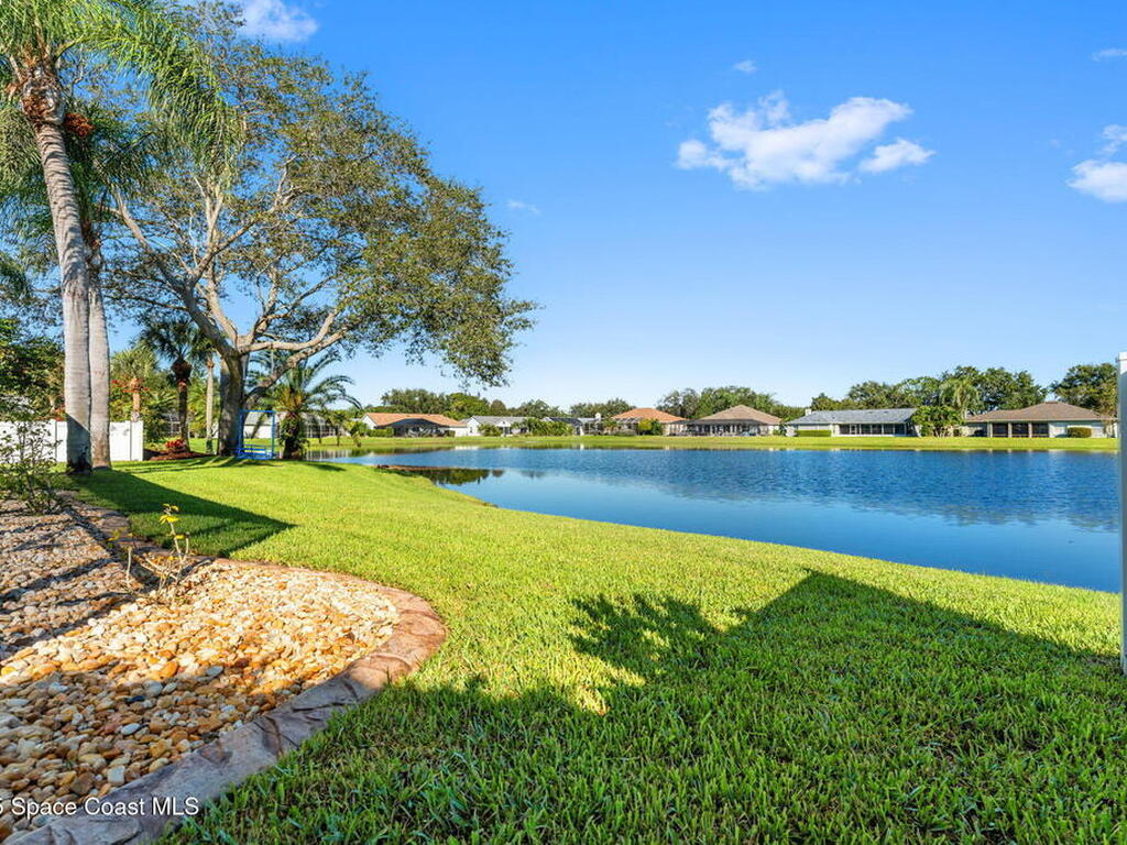 3068 Pineda Crossing Drive, Melbourne, FL 32940