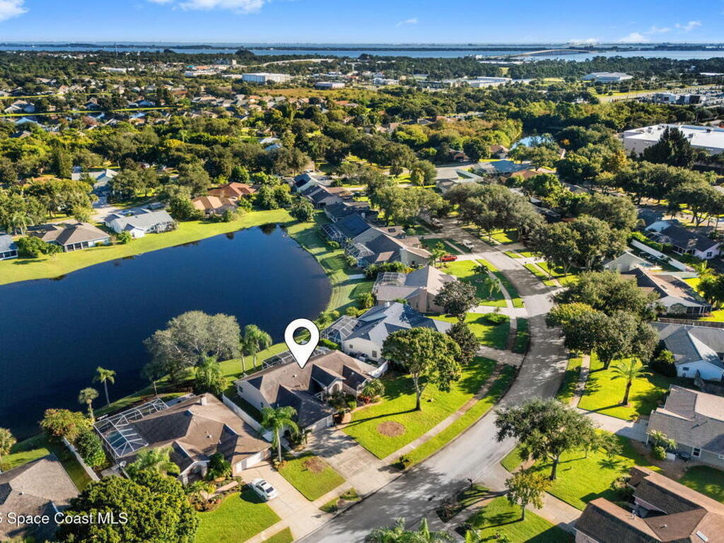 3068 Pineda Crossing Drive, Melbourne, FL 32940