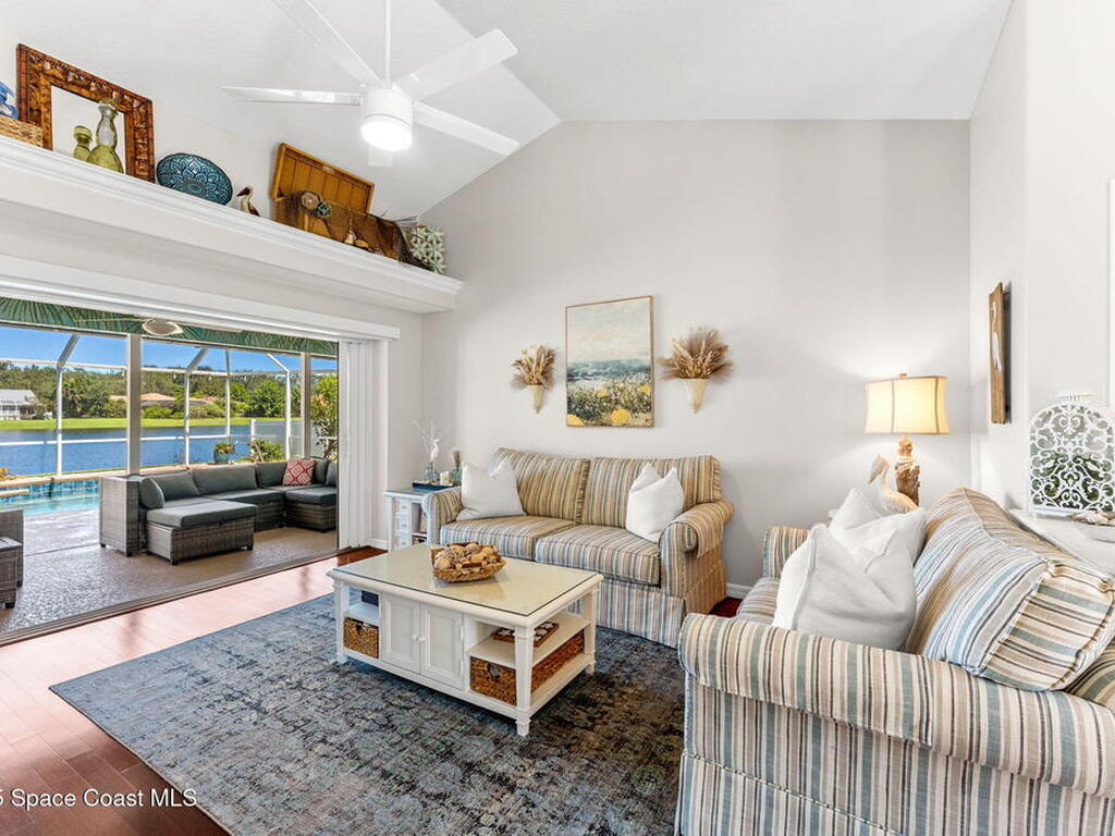 3068 Pineda Crossing Drive, Melbourne, FL 32940