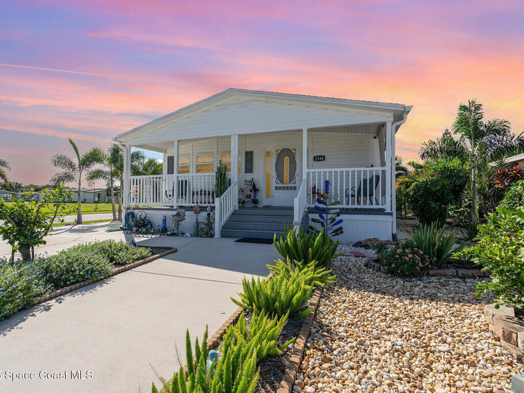2346 Coconut Palm Drive, Palm Bay, FL 32905