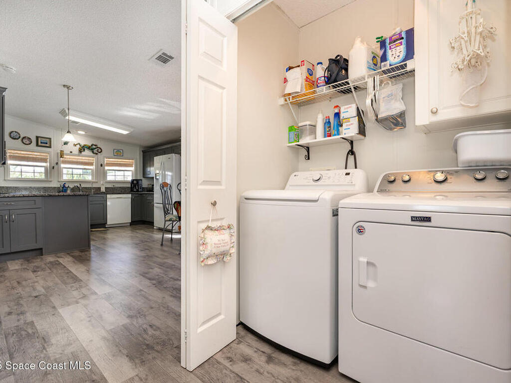 2346 Coconut Palm Drive, Palm Bay, FL 32905