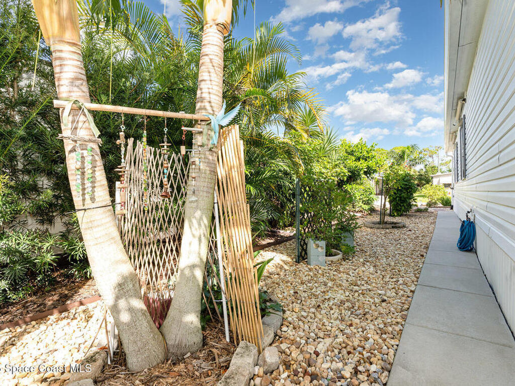 2346 Coconut Palm Drive, Palm Bay, FL 32905