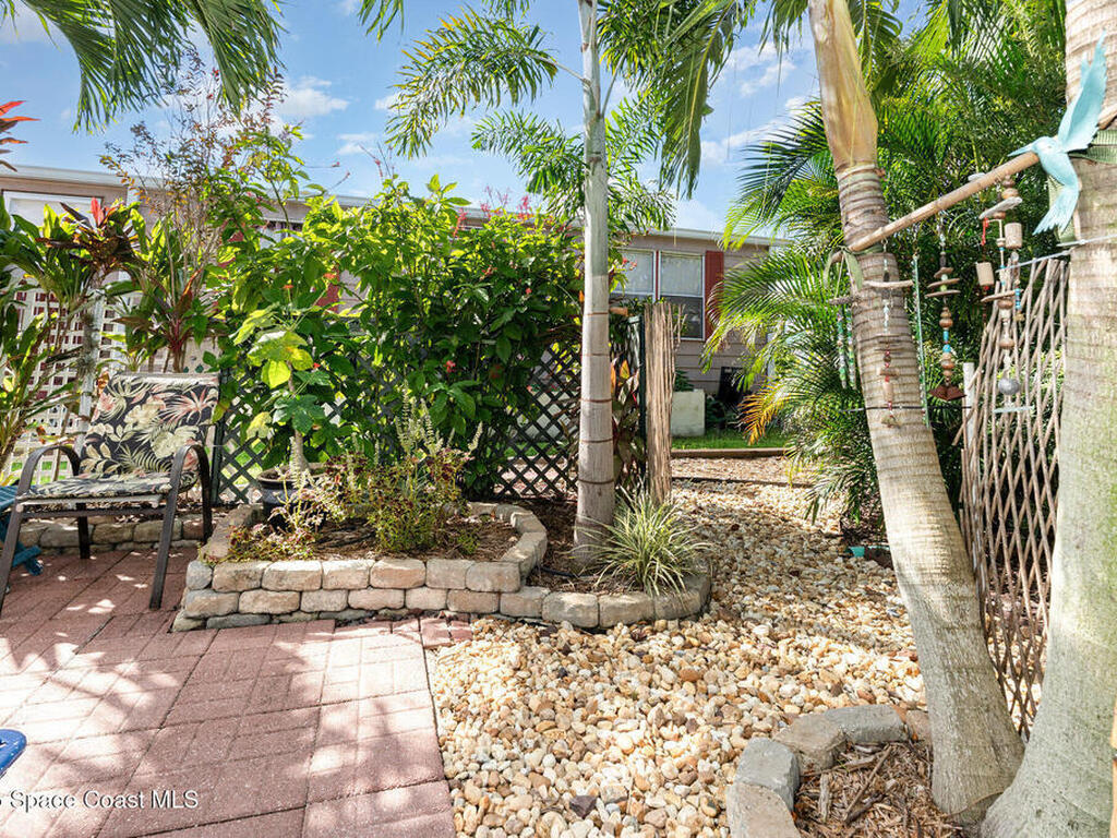 2346 Coconut Palm Drive, Palm Bay, FL 32905