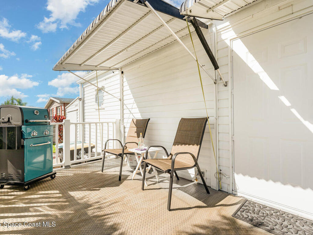 2346 Coconut Palm Drive, Palm Bay, FL 32905