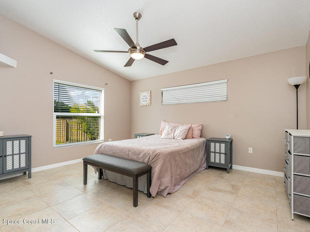 918 Pine Creek Circle, Palm Bay, FL 32905