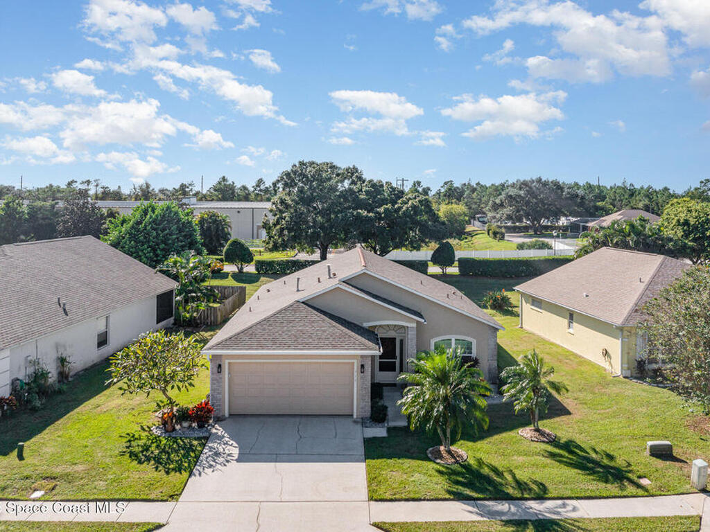 918 Pine Creek Circle, Palm Bay, FL 32905