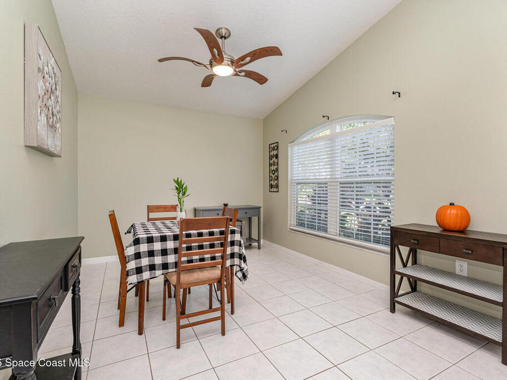 918 Pine Creek Circle, Palm Bay, FL 32905