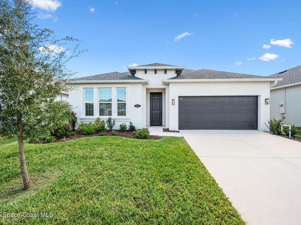 2480 Roygaris Street, Palm Bay, FL 32907