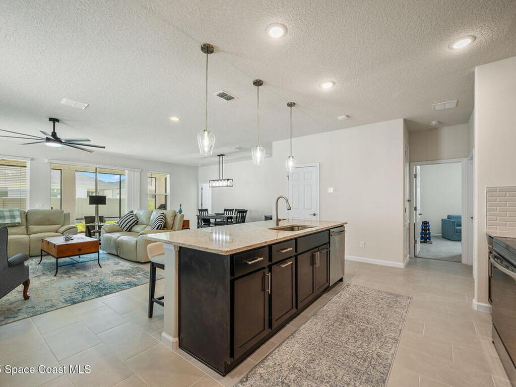 2480 Roygaris Street, Palm Bay, FL 32907