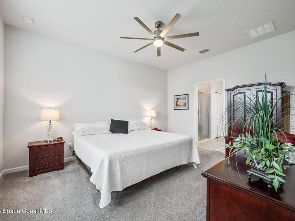 2480 Roygaris Street, Palm Bay, FL 32907