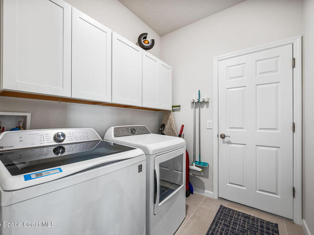 2480 Roygaris Street, Palm Bay, FL 32907