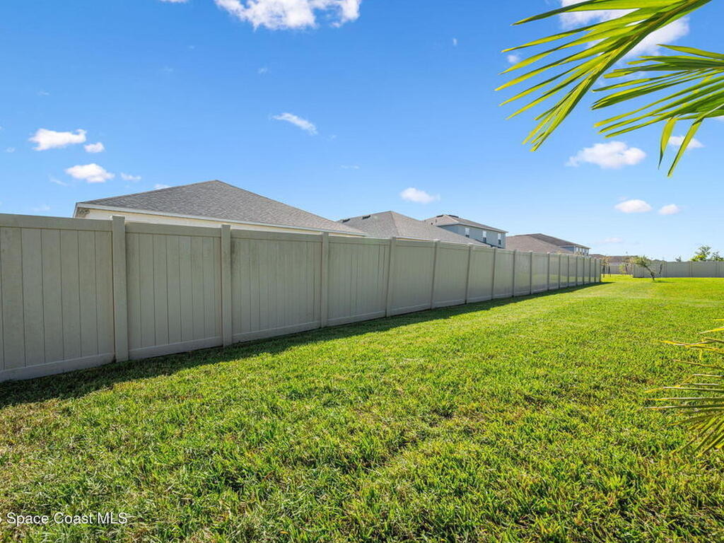 2480 Roygaris Street, Palm Bay, FL 32907