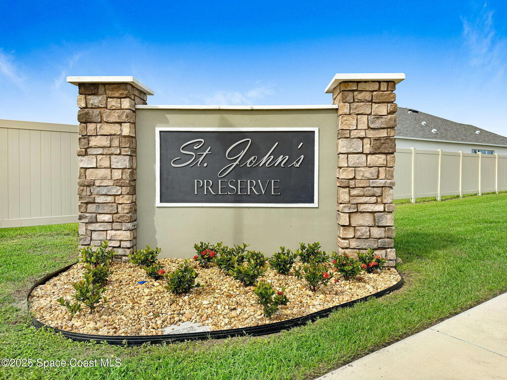 2480 Roygaris Street, Palm Bay, FL 32907