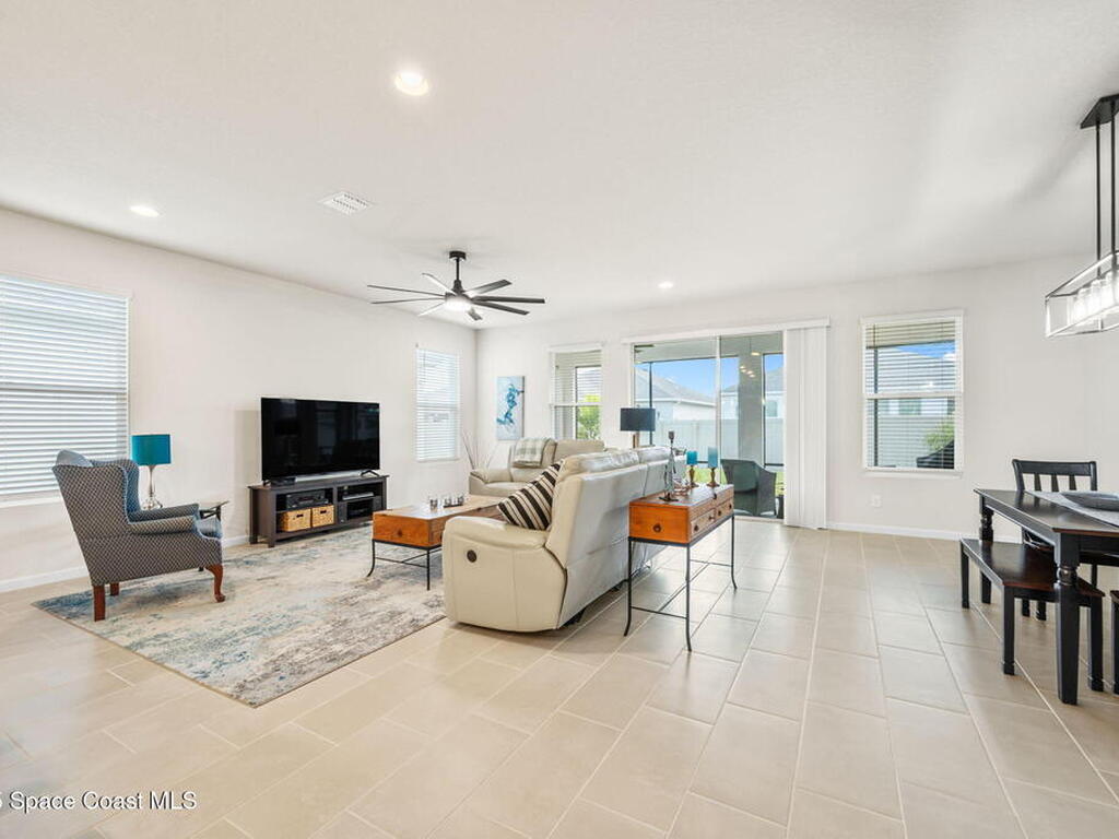 2480 Roygaris Street, Palm Bay, FL 32907