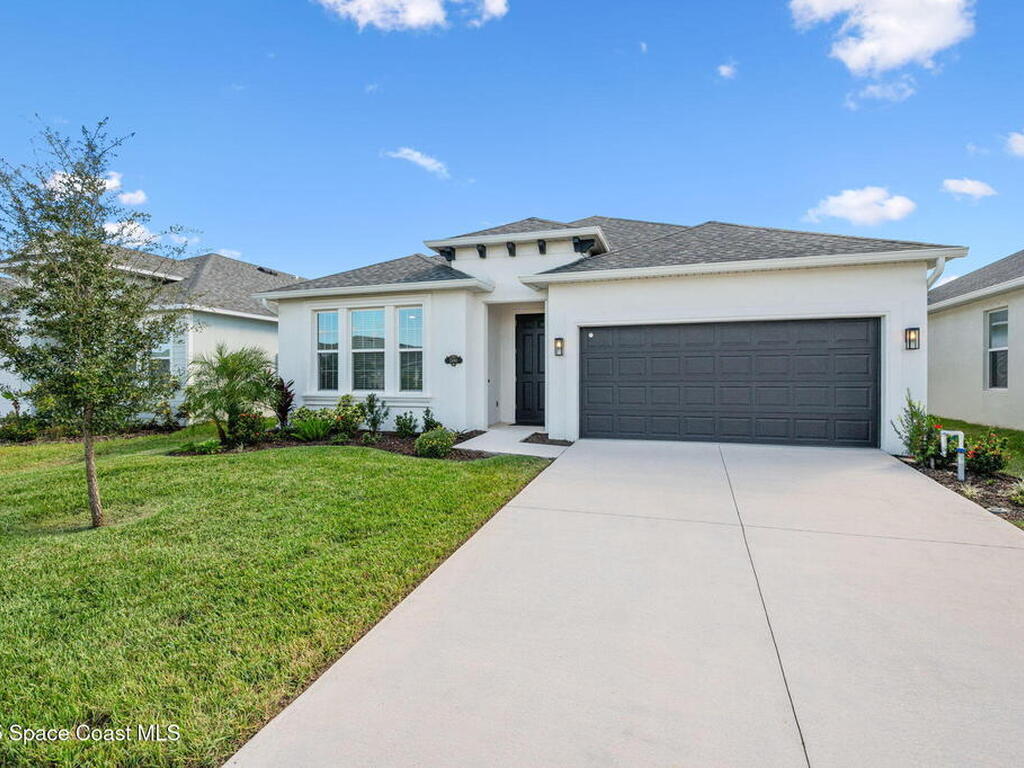 2480 Roygaris Street, Palm Bay, FL 32907