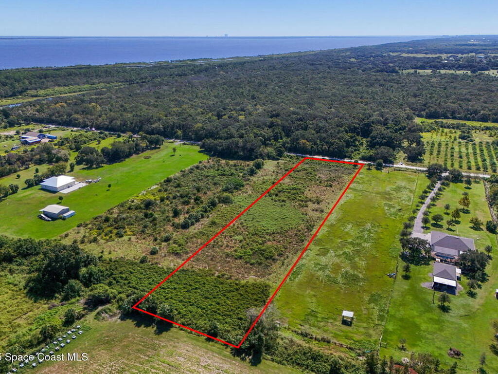 2.69acres Huntington Avenue, Mims, FL 32754