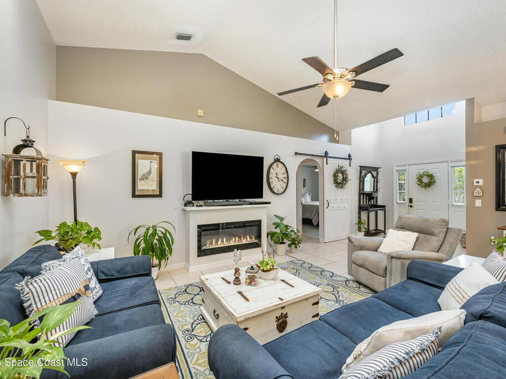 6822 Whitetail Court, Melbourne, FL 32940