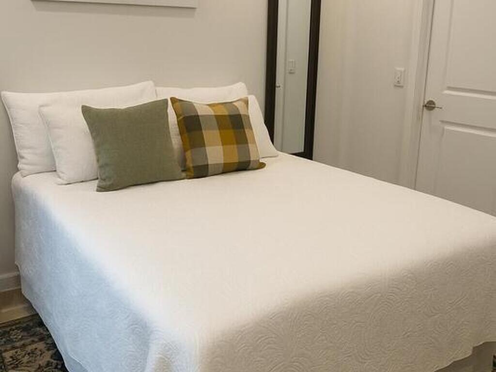 1572 Great Belt Circle, Melbourne, FL 32940