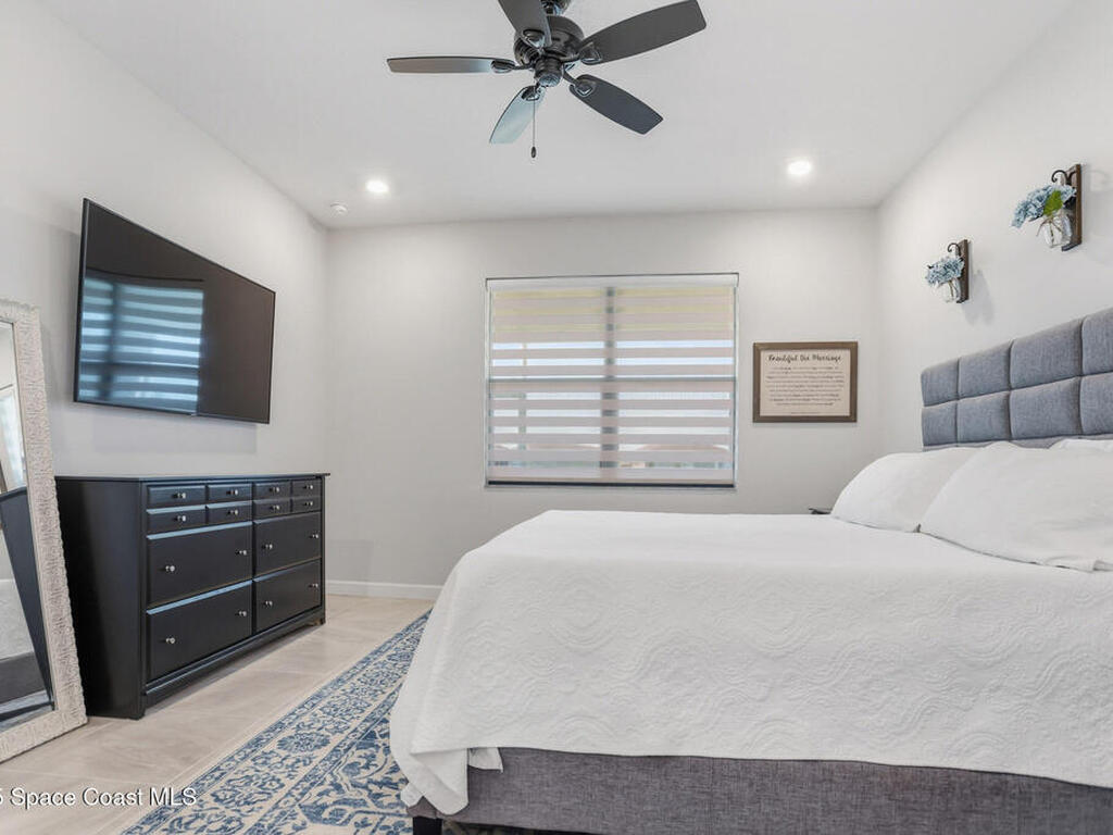 1572 Great Belt Circle, Melbourne, FL 32940